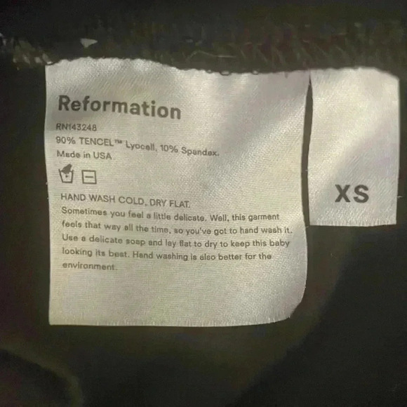 Reformation knit ruched black body on midi dress - Picture 8 of 8